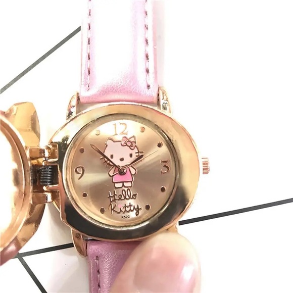 HELLO KITTY WHITE LEATHER STRAP WATCH - NEW! - Picture 3 of 4